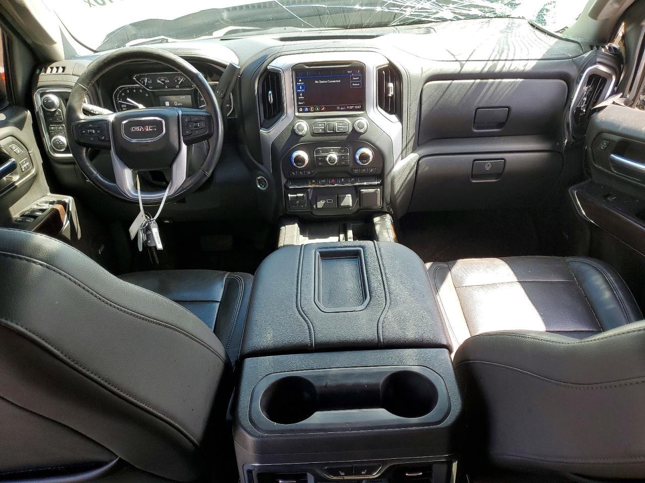2020 GMC Sierra K1500 SLT