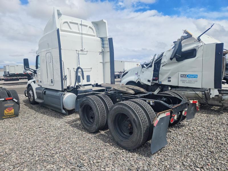 2019 Peterbilt 579 Semi Truck