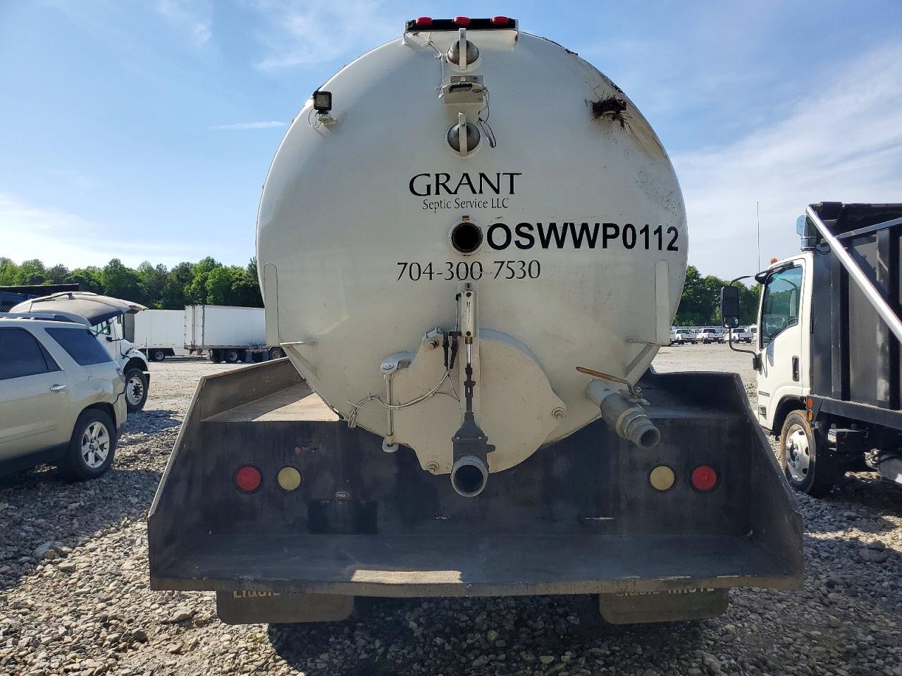 2000 Freightliner FL70 Septic Truck