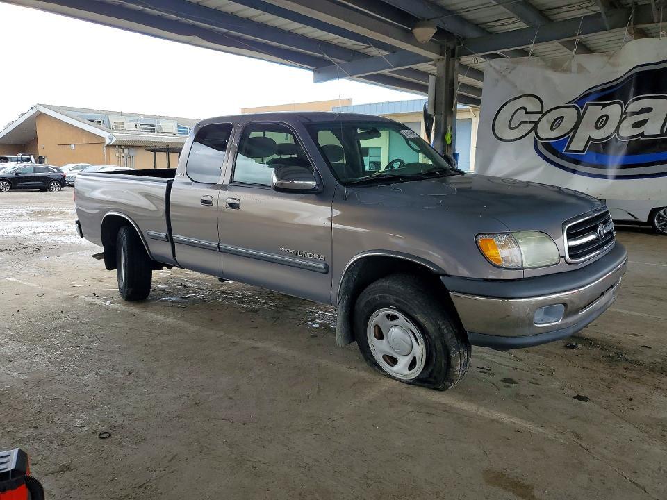 2002 Toyota Tundra SR5 V8