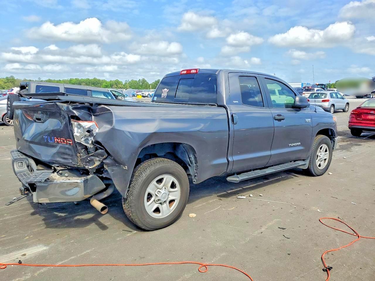 2018 Toyota Tundra SR5
