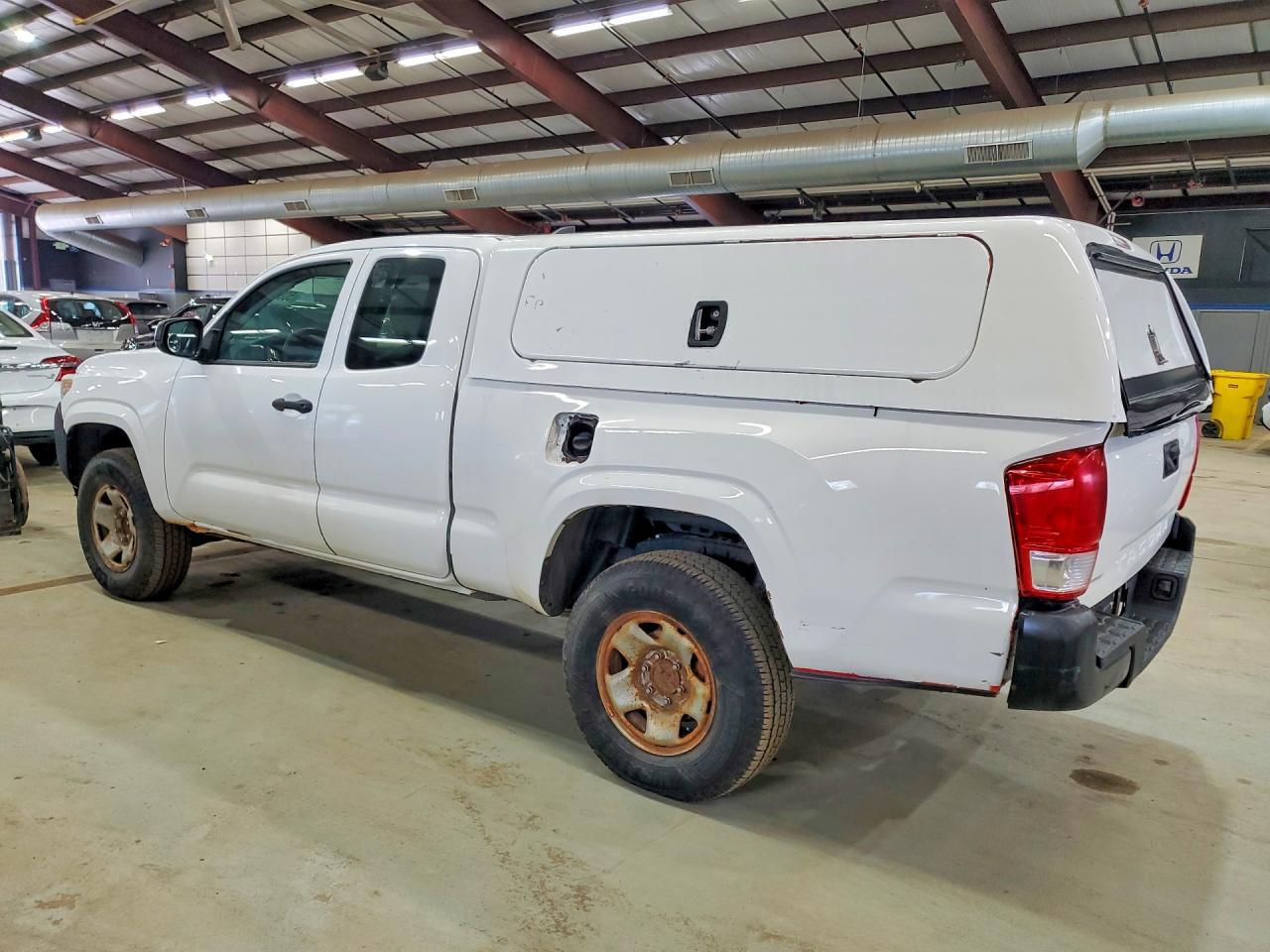 2017 Toyota Tacoma SR