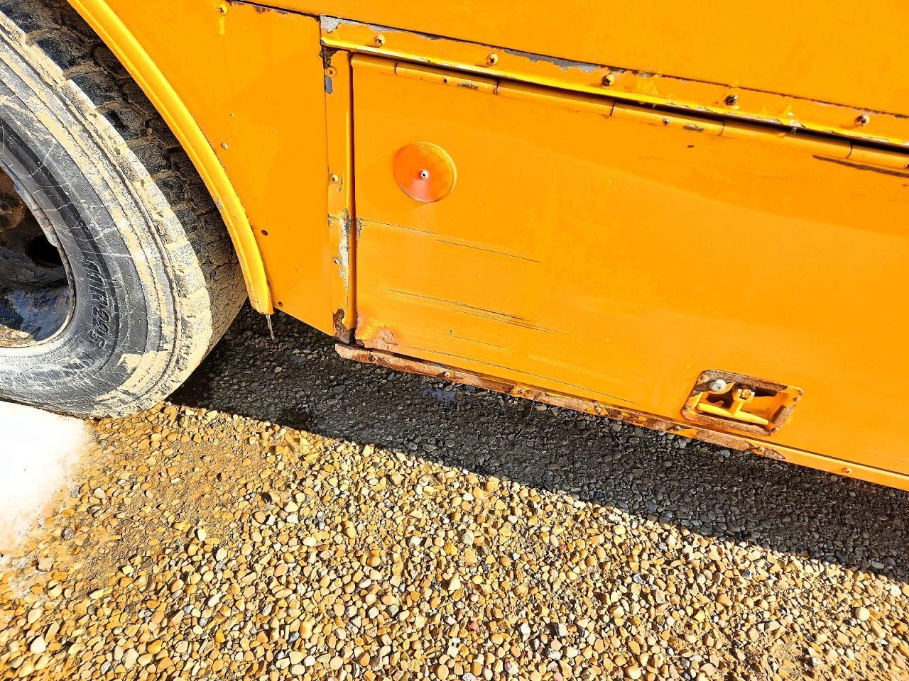 2012 Freightliner 2012 Thomas SAF-T-LINER C2-School Bus
