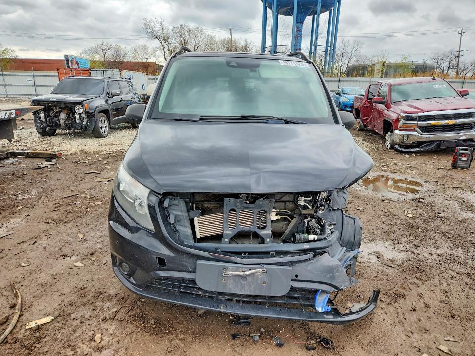 2016 Mercedes-Benz Metris