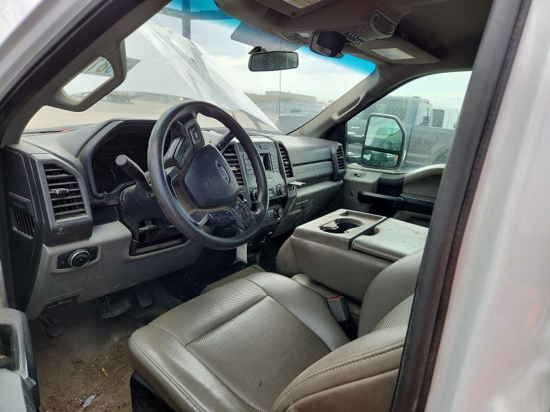 2019 Ford F350 Super Duty Flatbed Truck