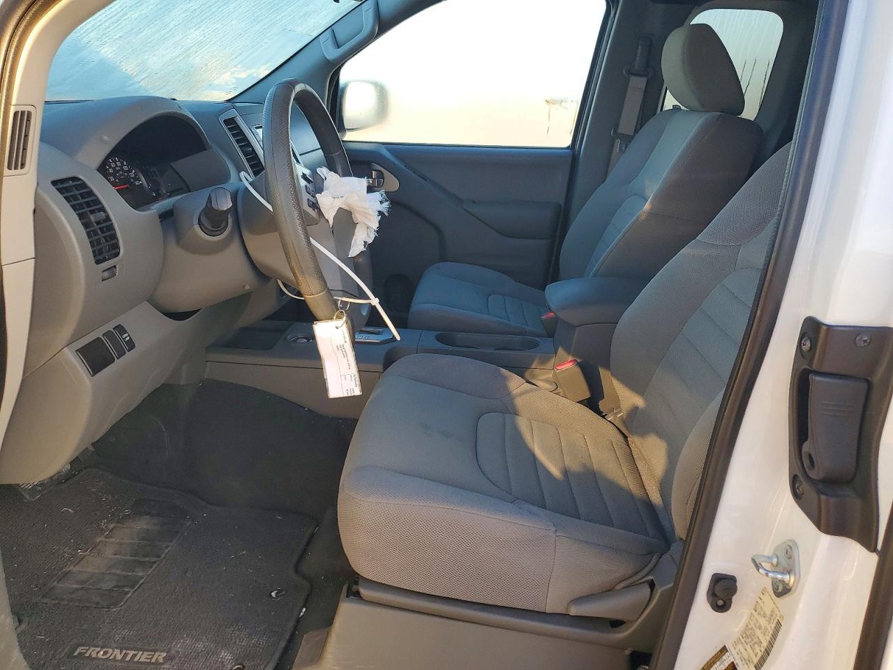 2021 Nissan Frontier S