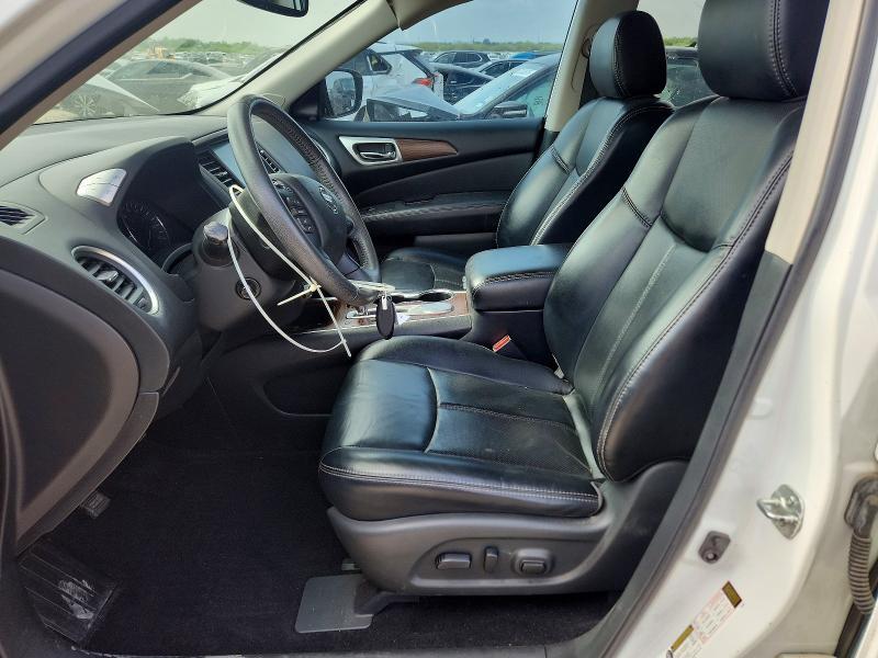 2017 Nissan Pathfinder Platinum