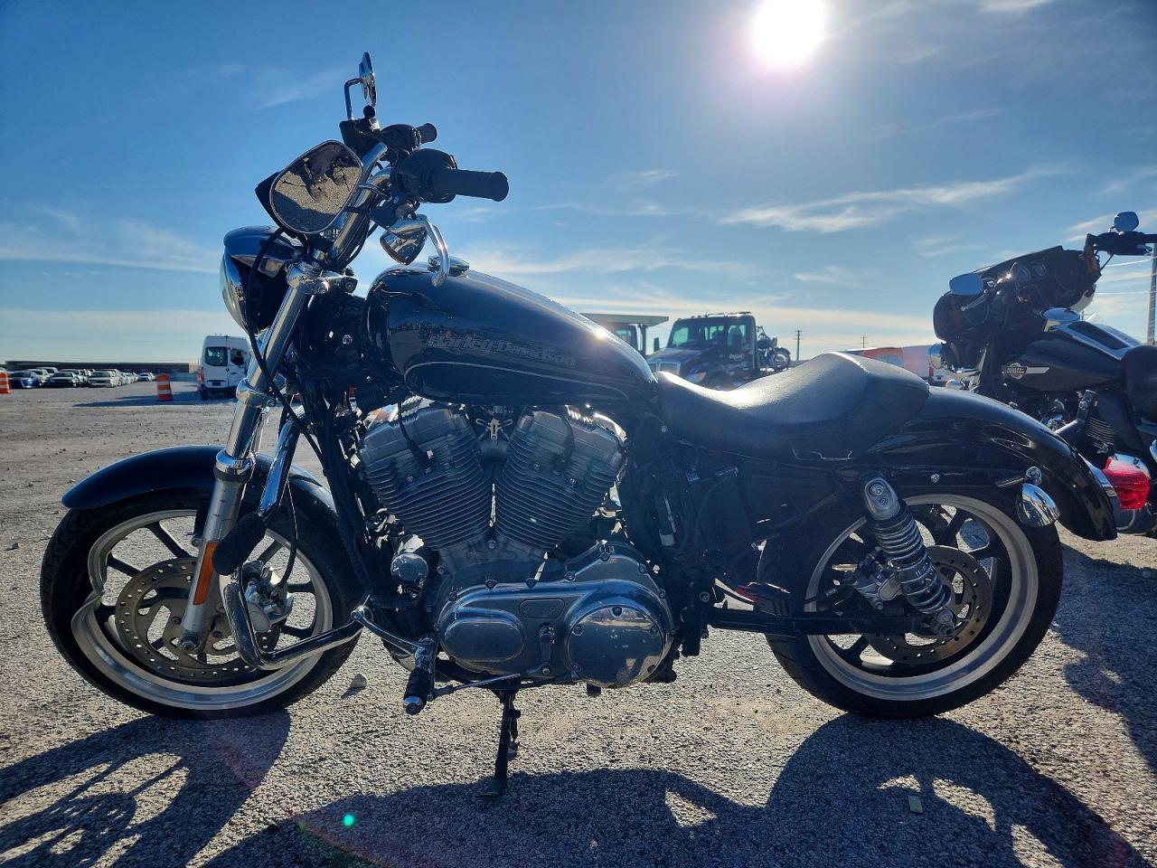 2017 Harley-Davidson XL883 Superlow