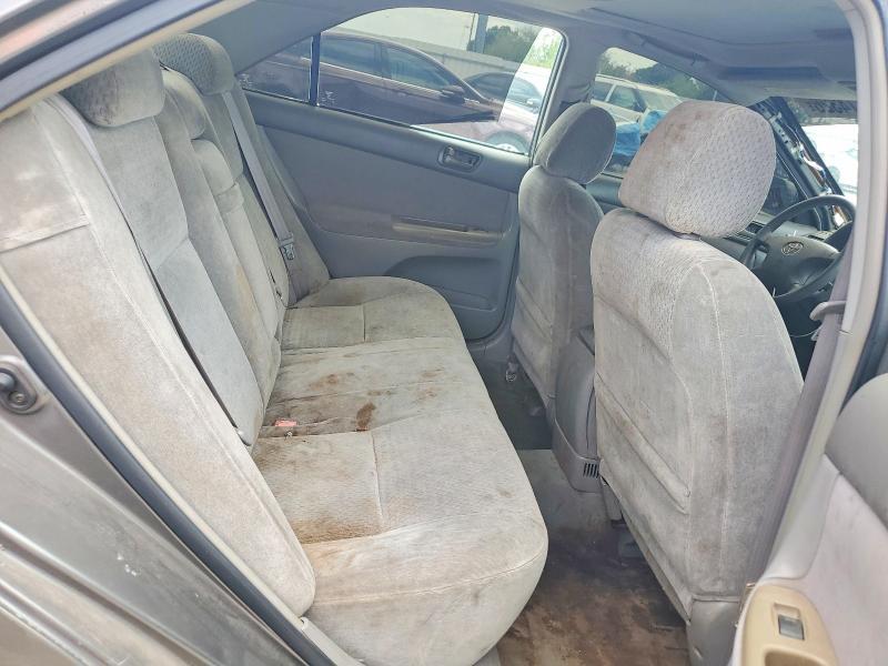 2002 Toyota Camry le