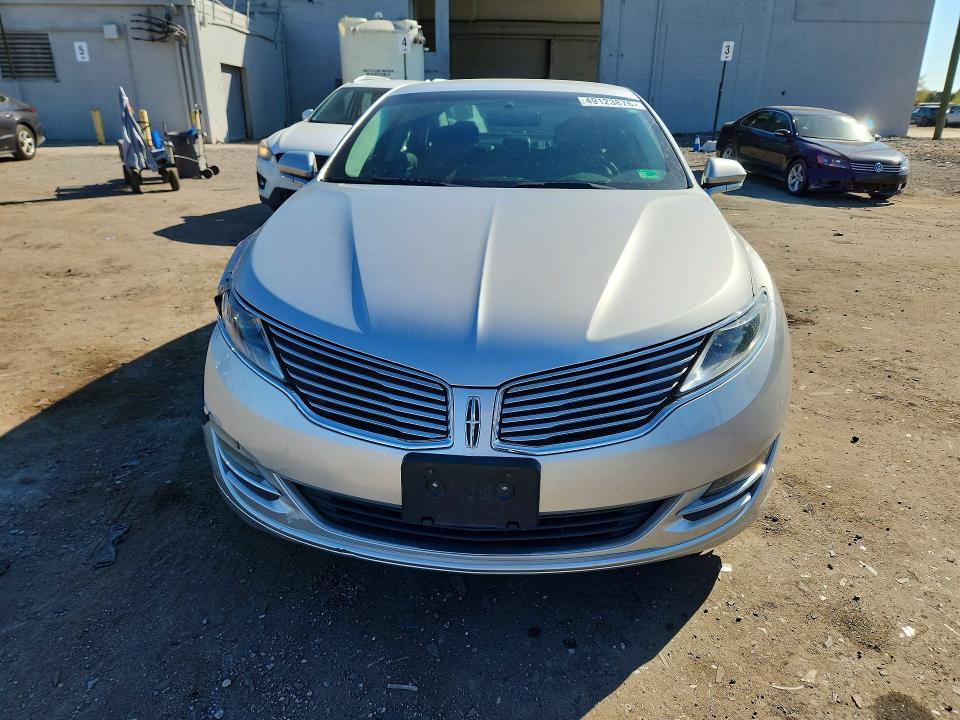 2014 Lincoln MKZ