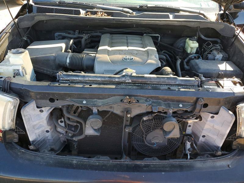 2010 Toyt Sequoia li