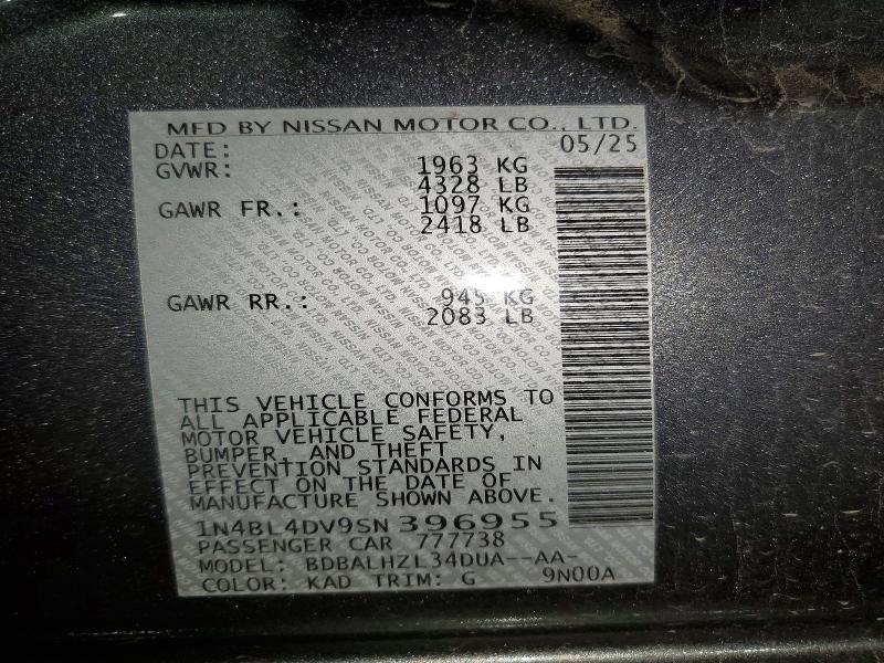 2025 Nissan Altima sv