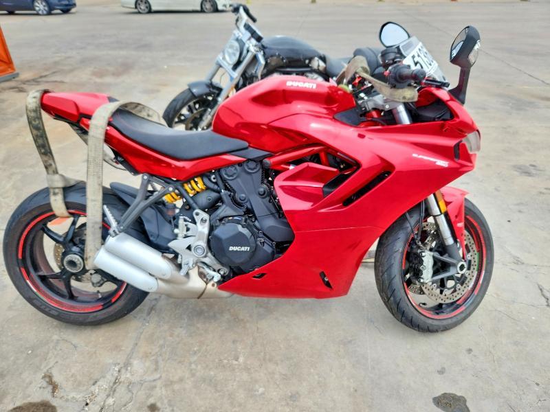 2021 Ducati Supersport