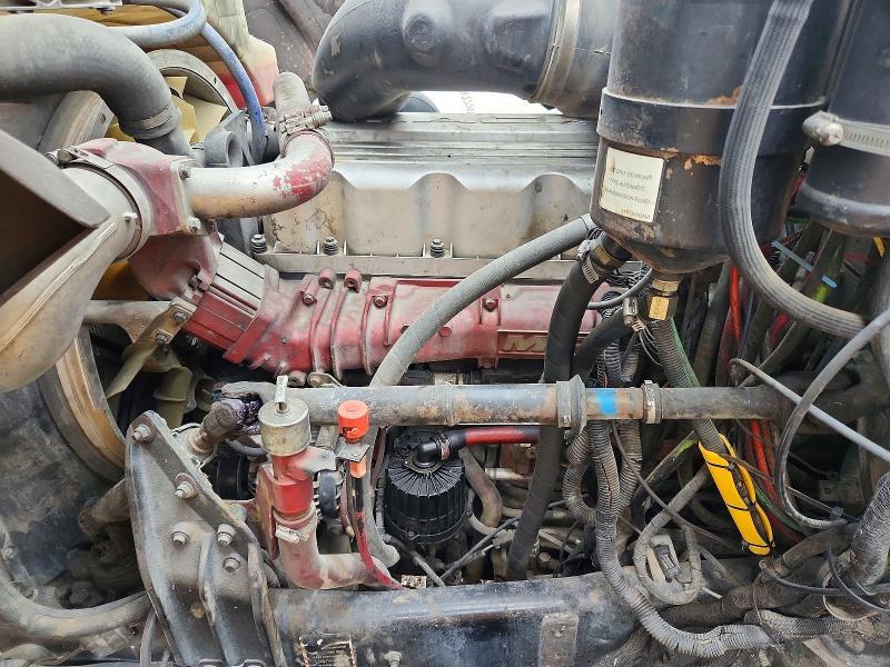 2012 Mack 700 GU700