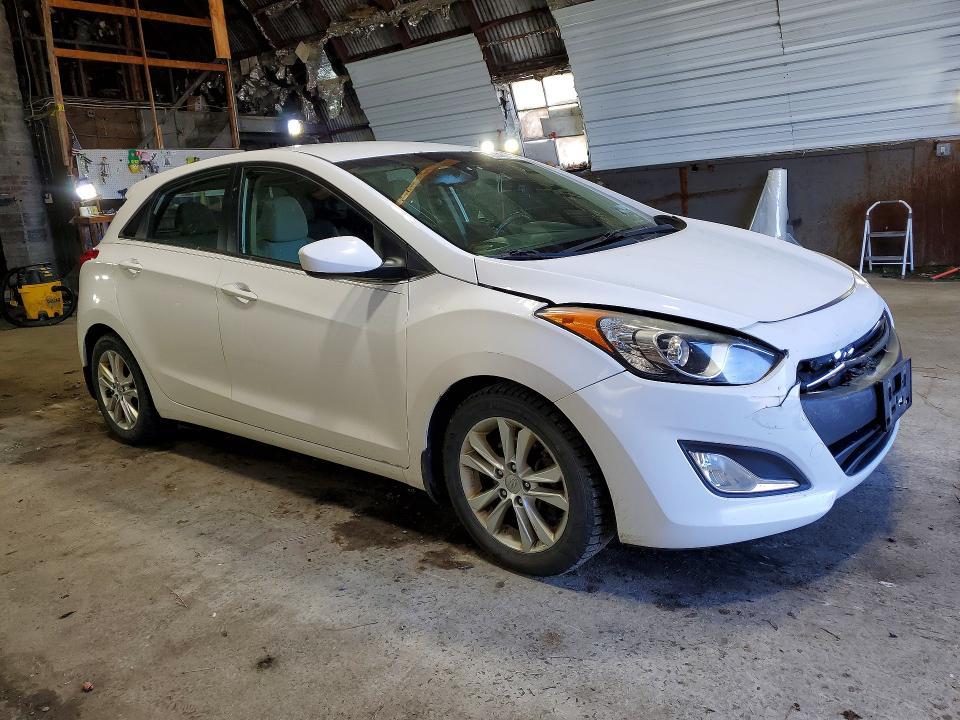 2013 Hyundai Elantra gt Base