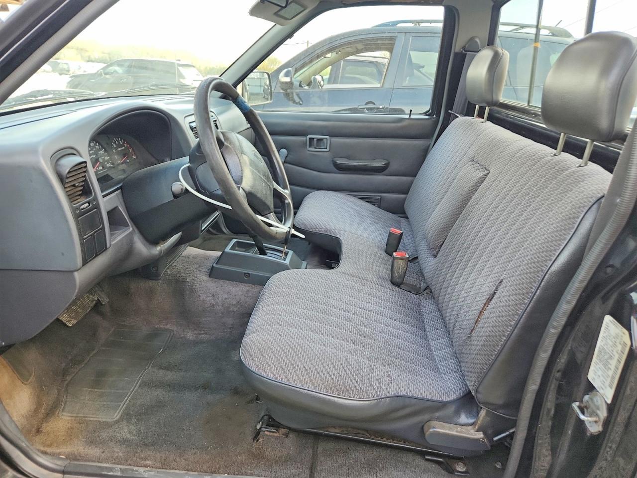 1997 Nissan Truck Base