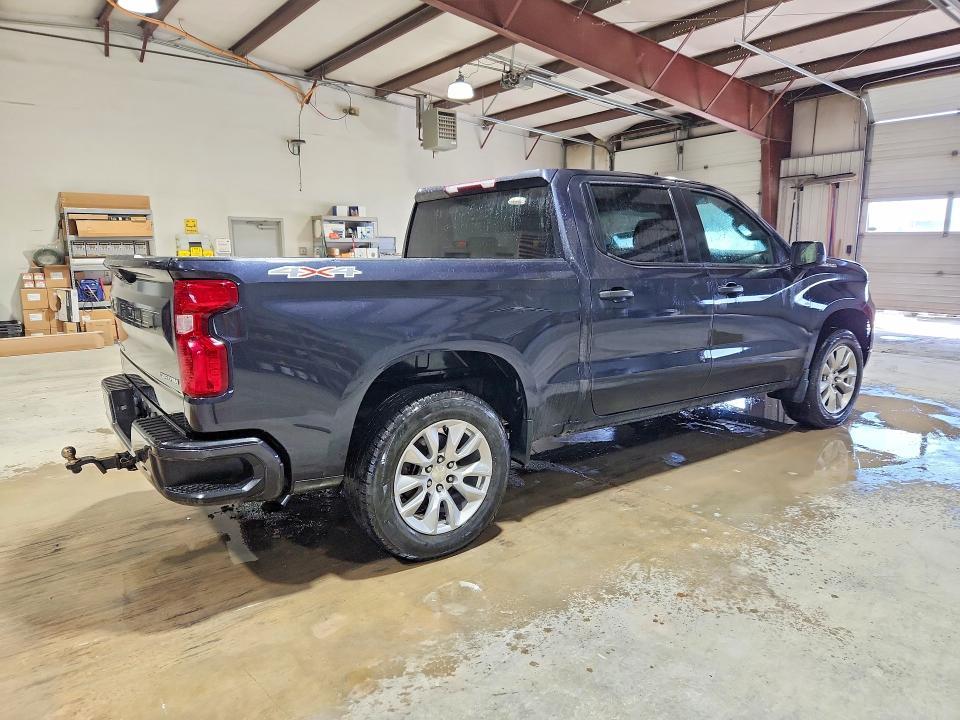 2022 Chevrolet Silverado K1500 Custom
