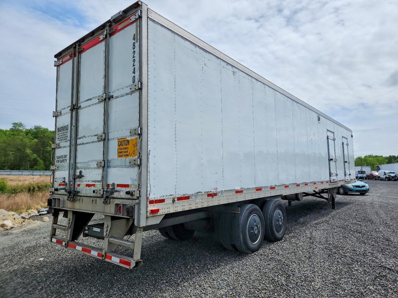 2015 Utility VS2RA Refrigerated Van Trailer
