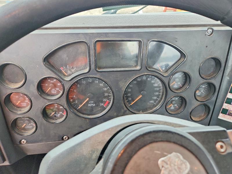 2017 Mack Cxu612 Semi Truck