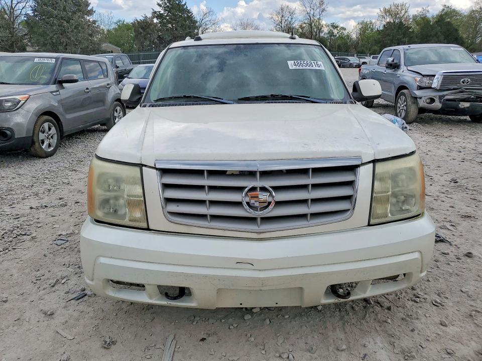 2004 Cadillac Escalade Luxury