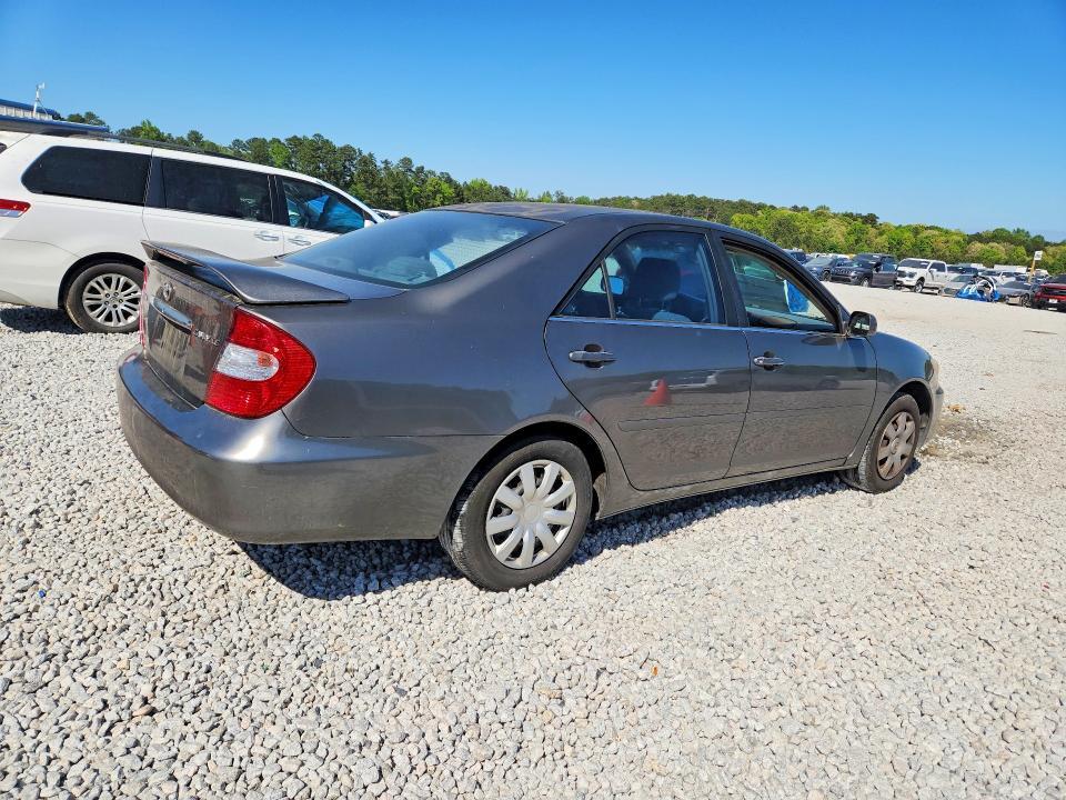 2003 Toyota Camry le