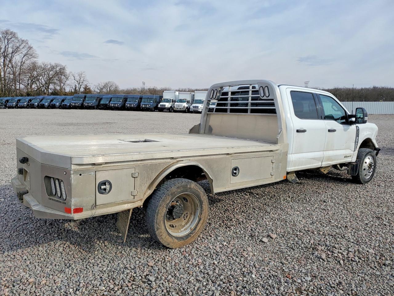 2024 Ford F550 Super Duty Flatbed Truck