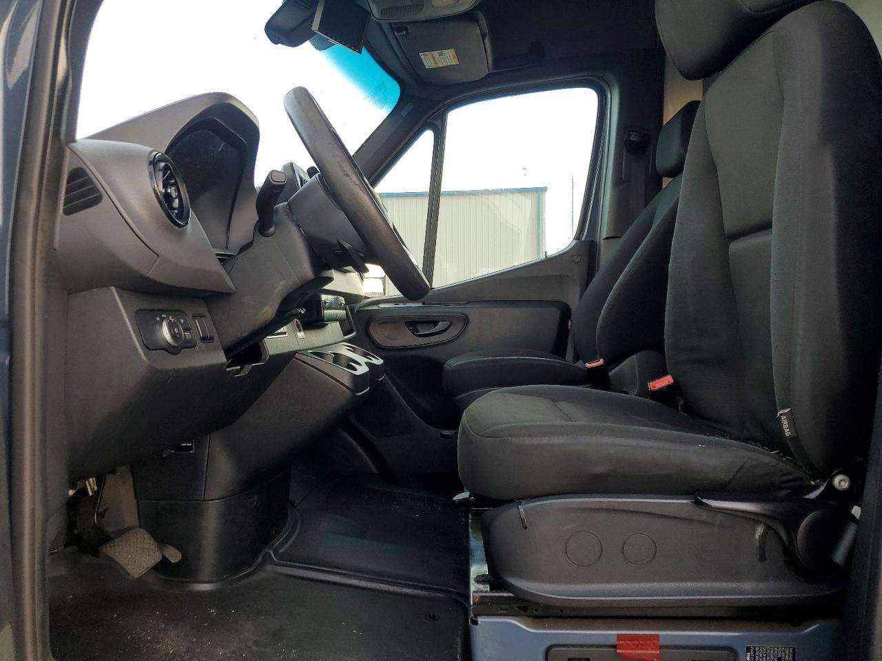 2019 Mercedes-Benz Sprinter 2500
