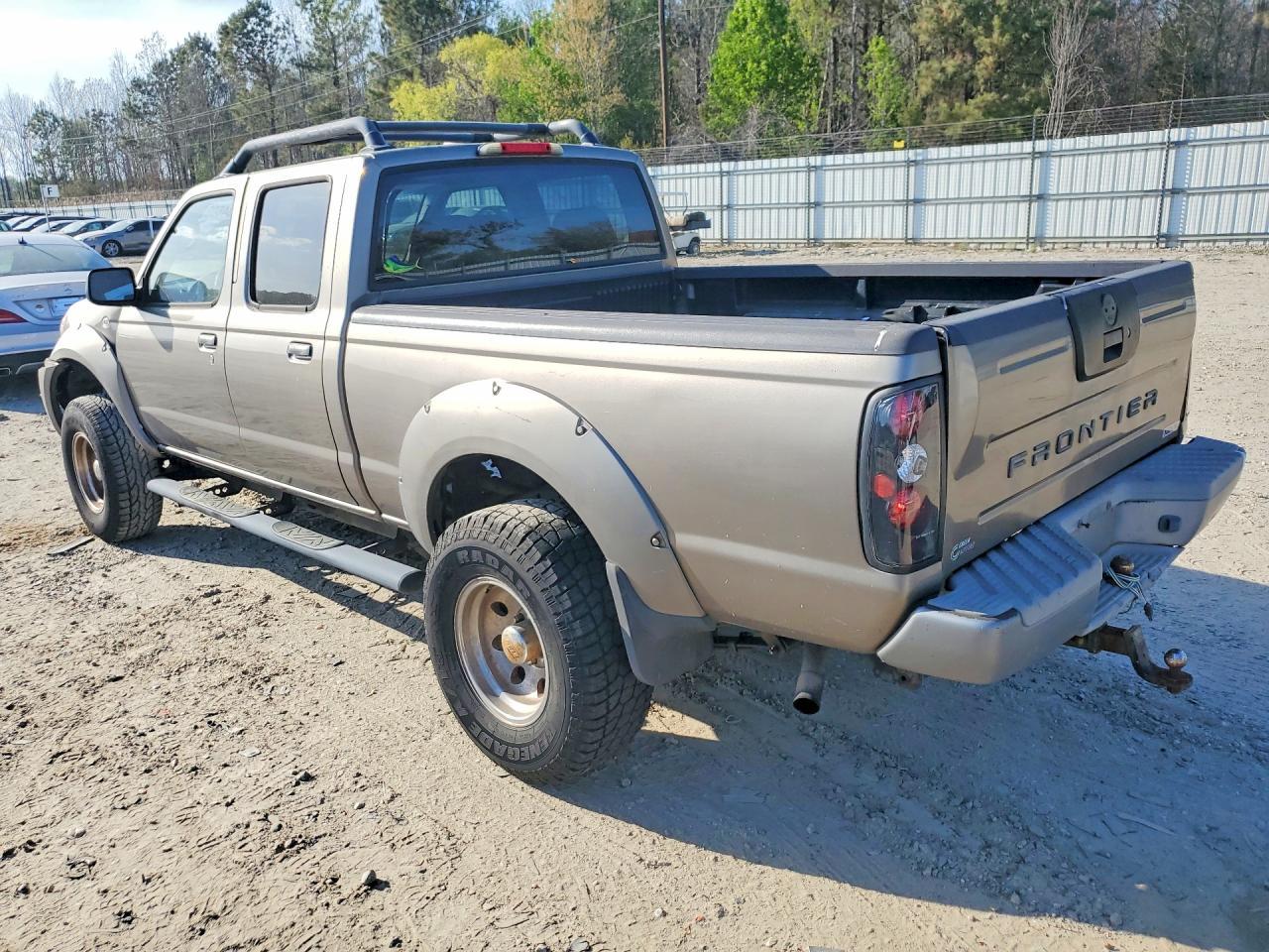2003 Nissan Frontier XE-V6