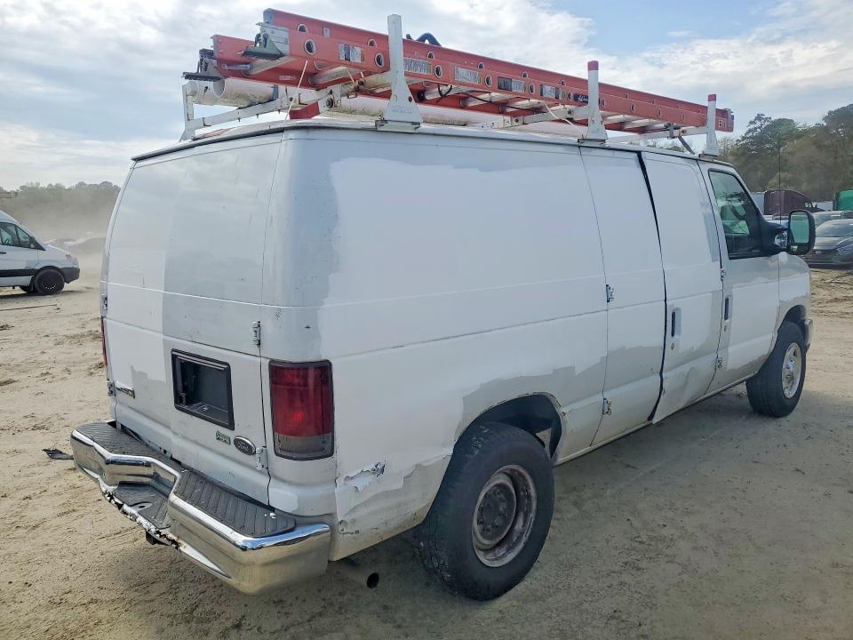 2010 Ford Econoline E250 van