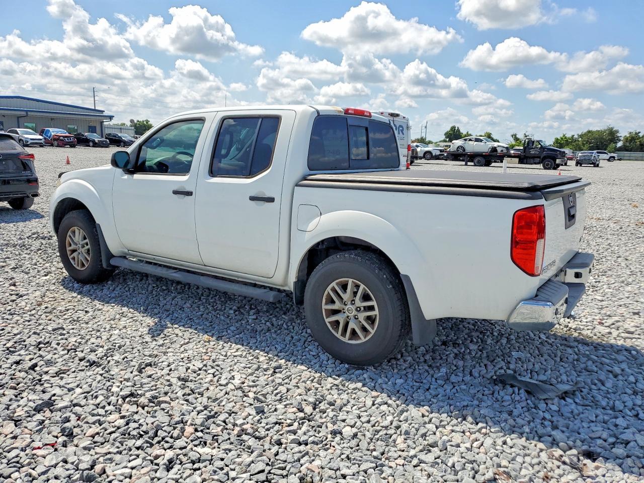 2016 Nissan Frontier SV