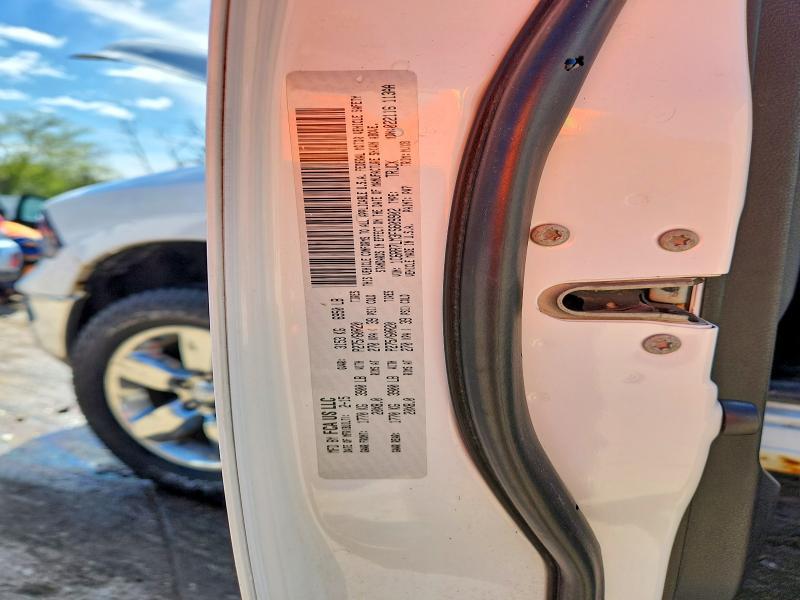 2015 Dodge RAM 1500 SLT