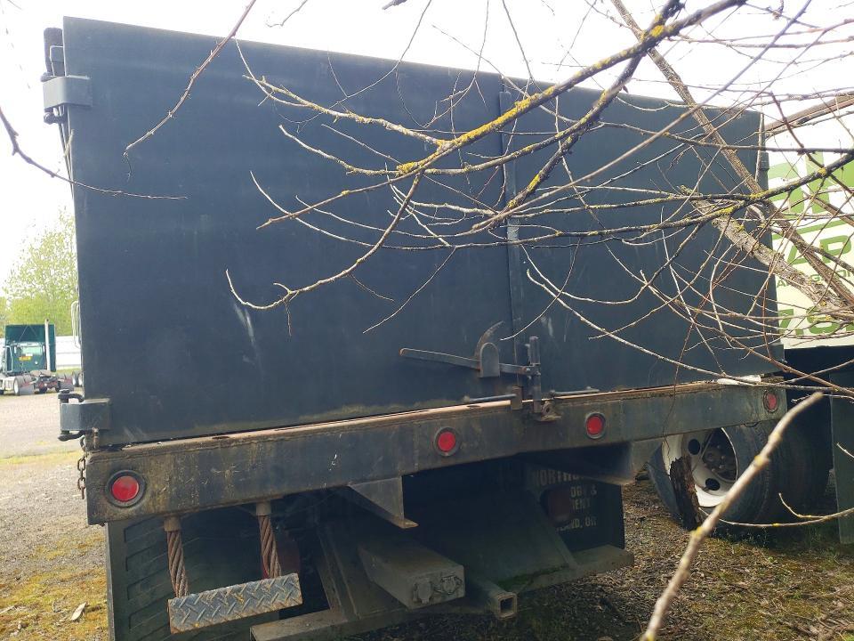1991 Ford F-700 Dump Truck