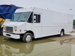 Salvage trucks for sale at Grand Prairie, TX auction: 2008 Freightliner MT45G Chassis Delivery Truck
