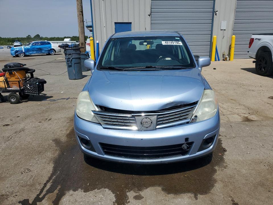 2009 Nissan Versa 1.8 s