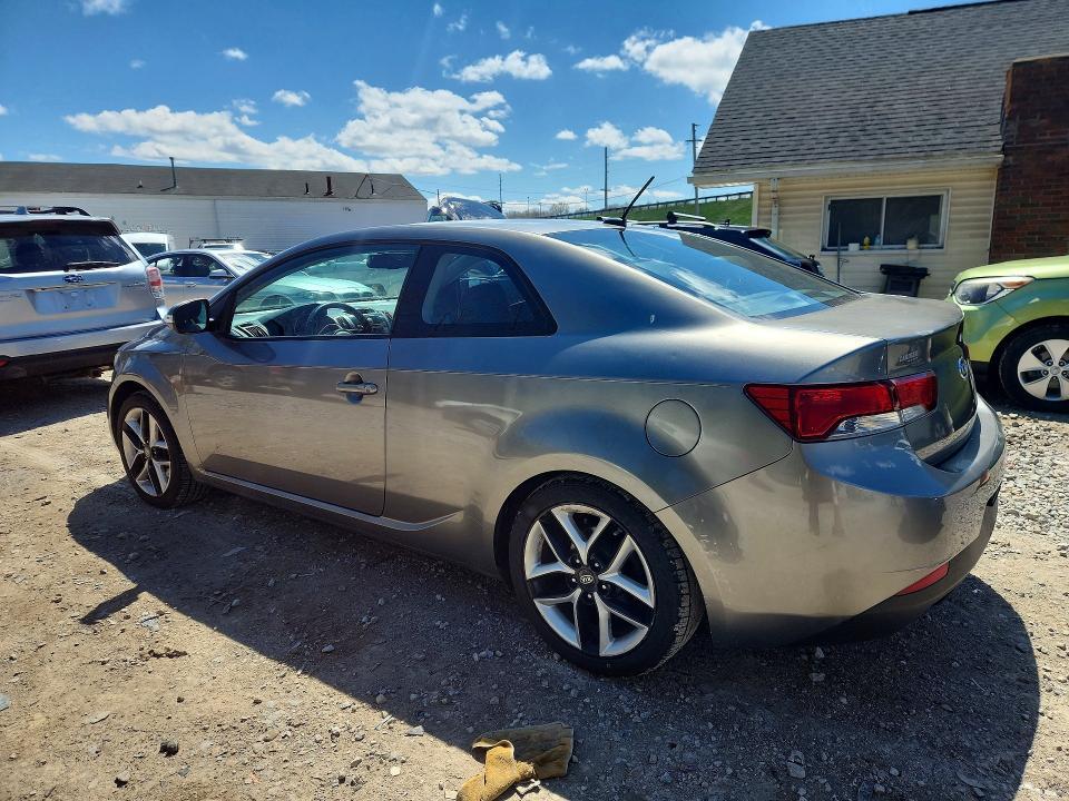 2010 KIA Forte sx