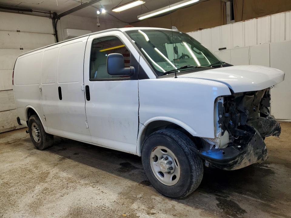 2023 Chev Express G2500