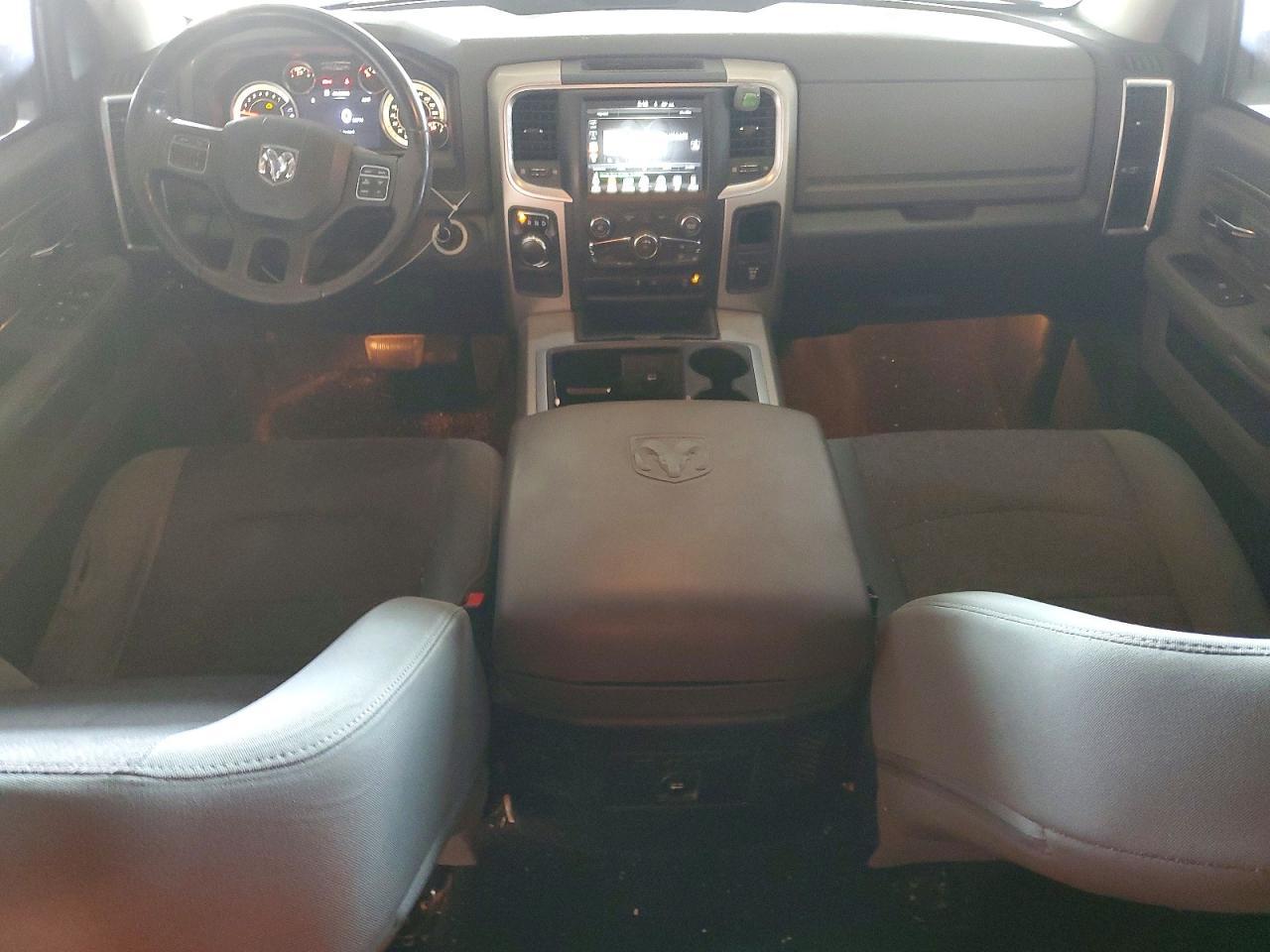 2014 Dodge RAM 1500 SLT
