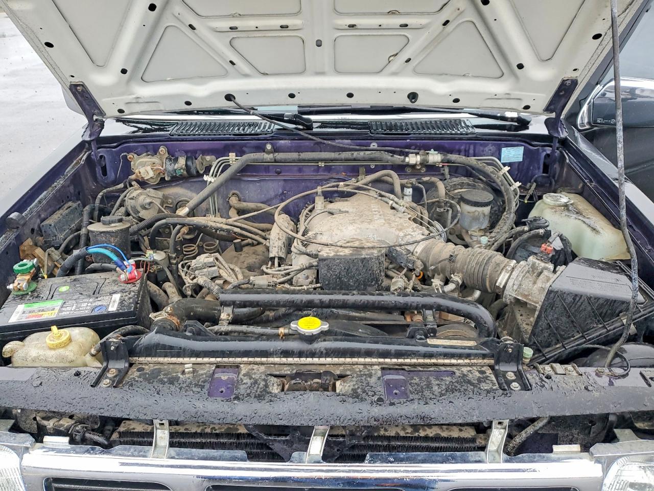 1995 Nissan Truck XE V6