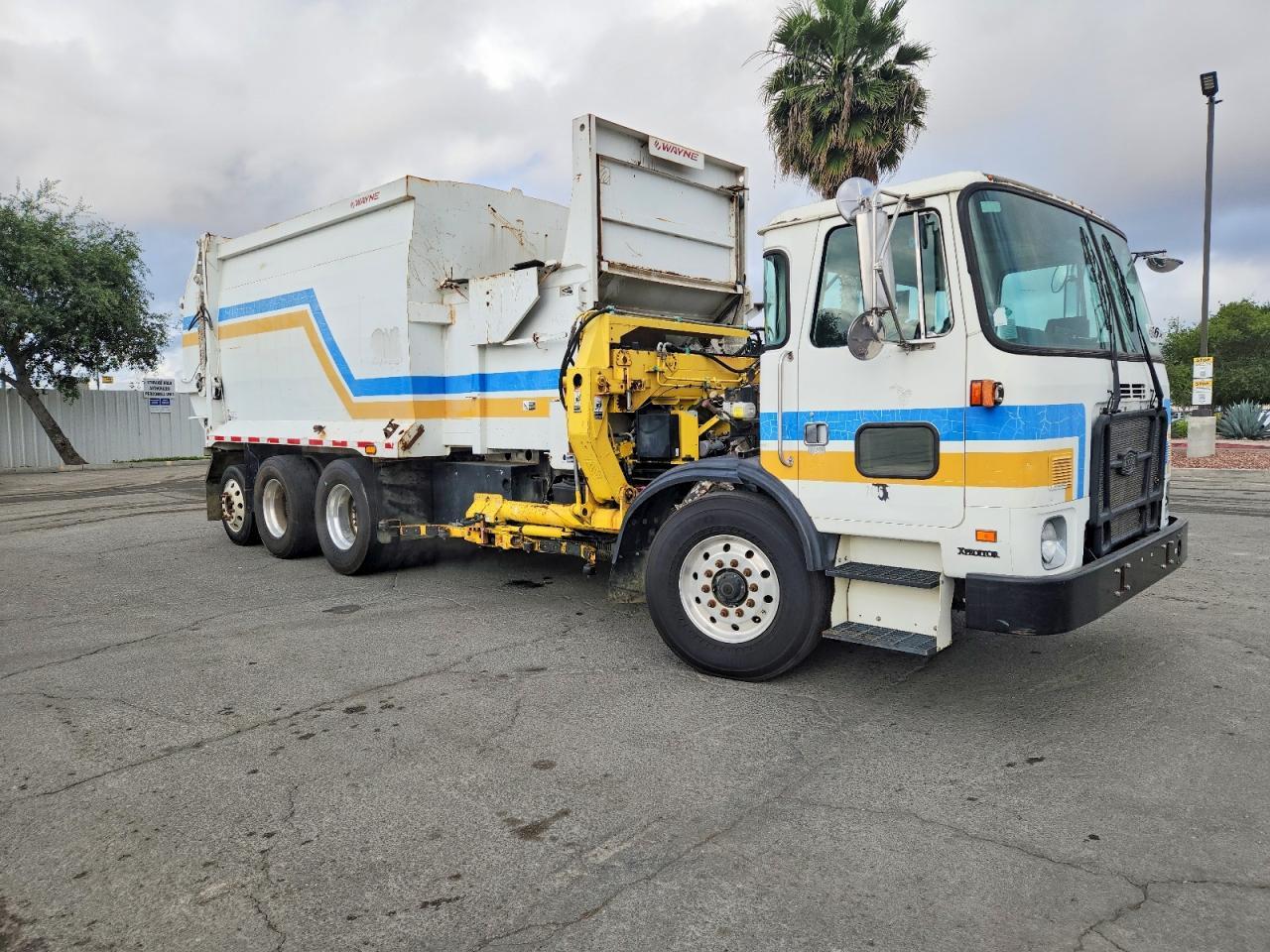 2013 Autocar Xpeditor Refuse Truck
