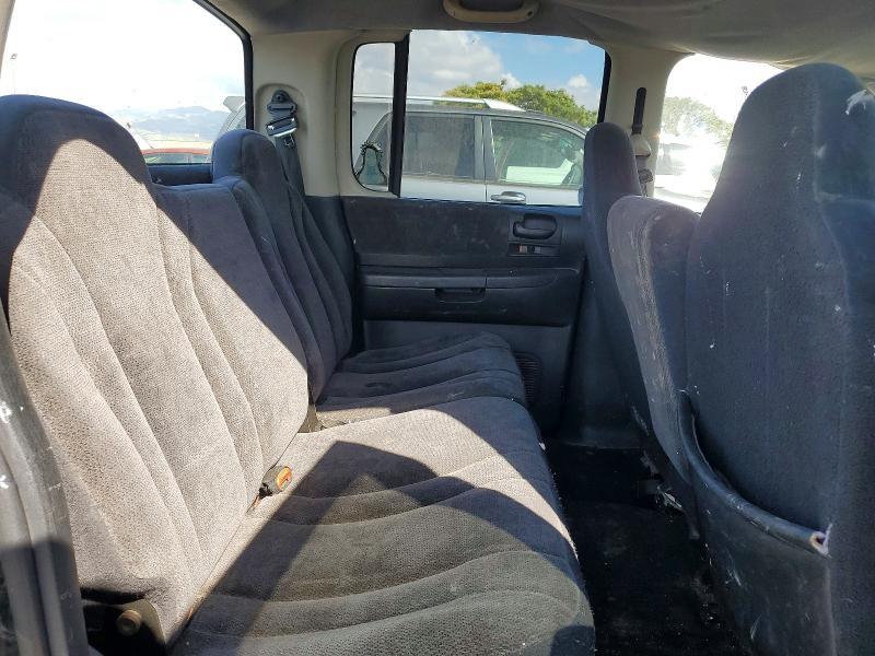 2003 Dodge Dakota Quad SLT