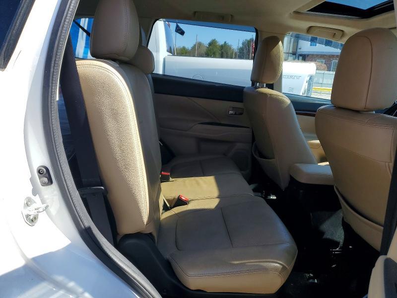 2014 Mitsubishi Outlander se