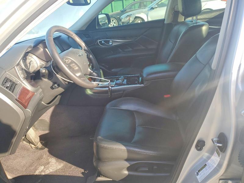 2015 Infiniti Q70 3.7