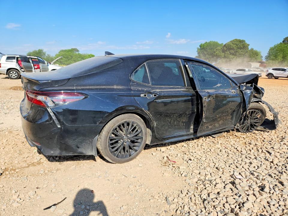 2021 Toyota Camry se Nightshade