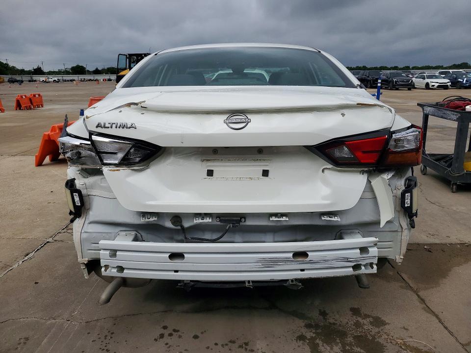 2024 Nissan Altima s