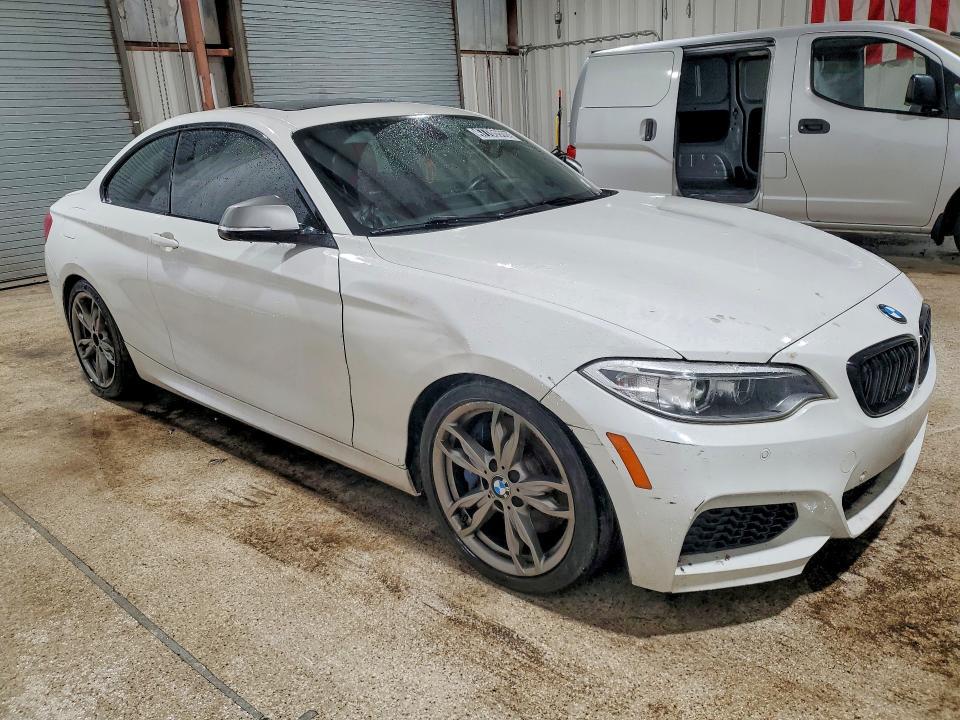 2016 BMW M235i