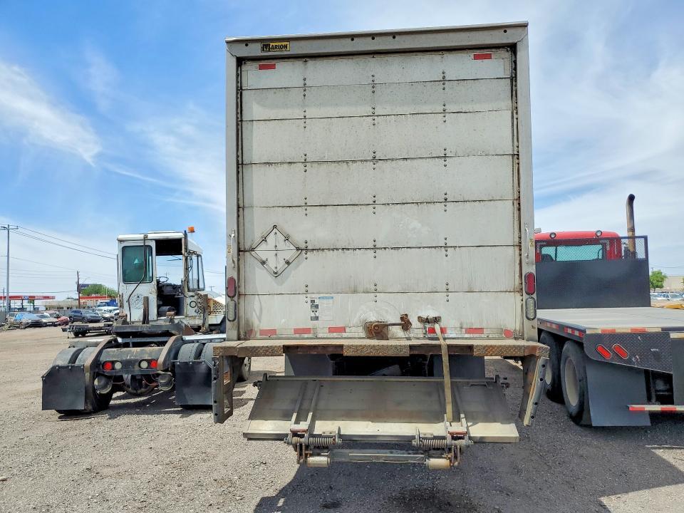 2018 Freigliner 2018 Freightliner Business Class M2 BOX Truck