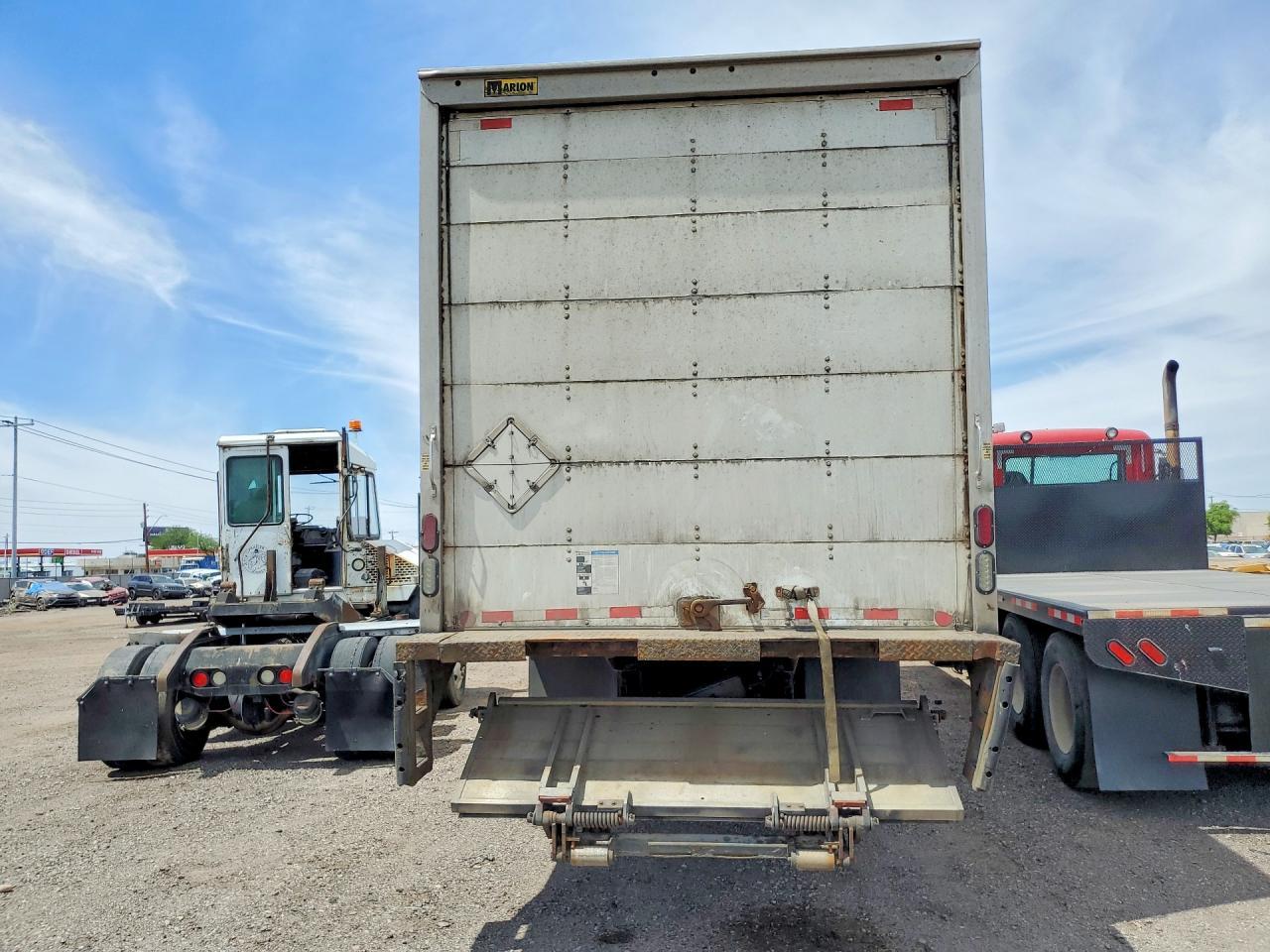 2018 Freigliner 2018 Freightliner Business Class M2 BOX Truck
