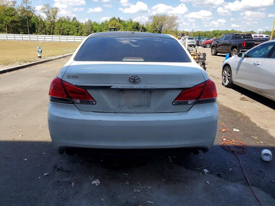 2011 Toyota Avalon Limited