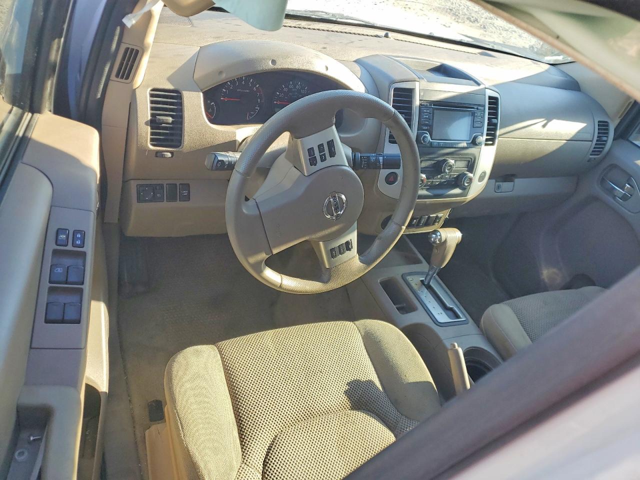 2015 Nissan Frontier S