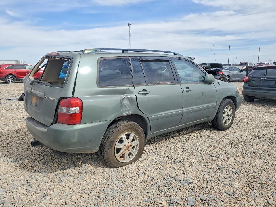 2004 Toyota Highlander Base